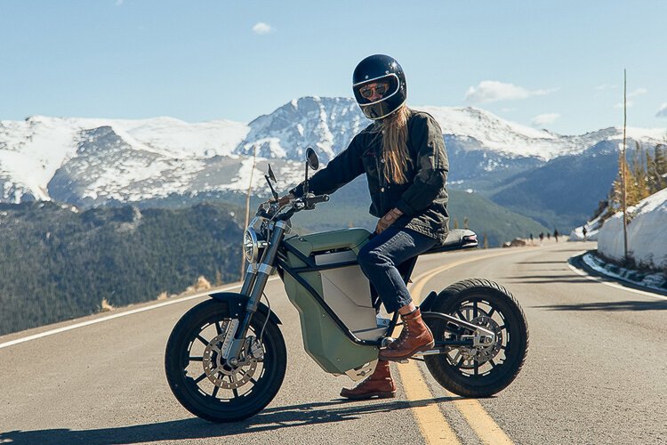 Two-wheeled E Moto by LAND is a transitional vehicle that performs as an e-bicycle, e-moped, and e-motorcycle.