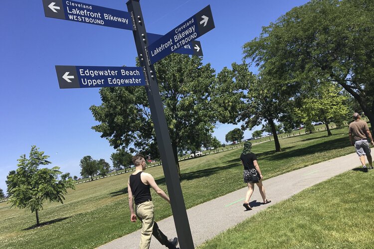 <span class="content-image-text">The author's crew treks along the APT at the Edgewater Lakefront Reservation.</span>