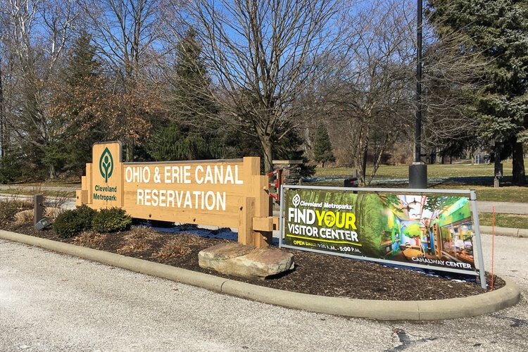 Enter the Ohio & Erie Canal Reservation on E. 49th Street in Cuyahoga Heights.