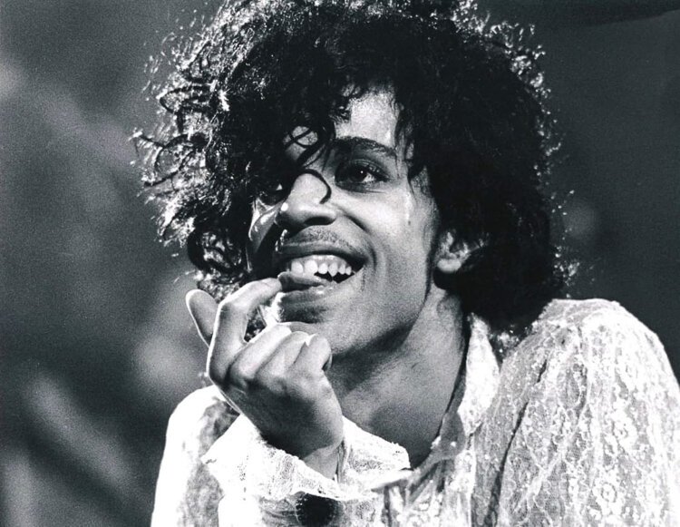 Image by Anastasia Pantsios