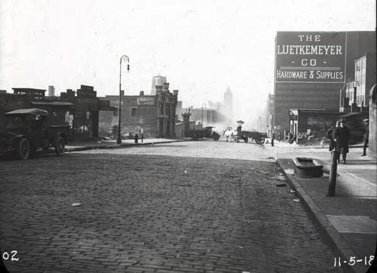 Looking west along Champlain St. from West 6th St. - 1918