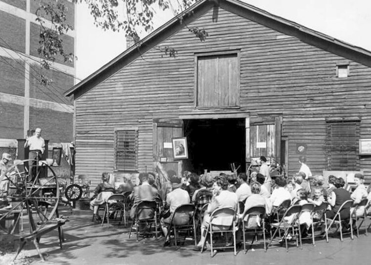 Auction at Dunham Tavern sponsored by the Society of Collectors for the benefit of the Tavern in 1961