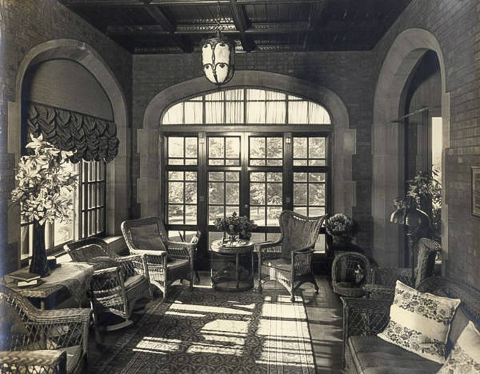 Glen Allen interior