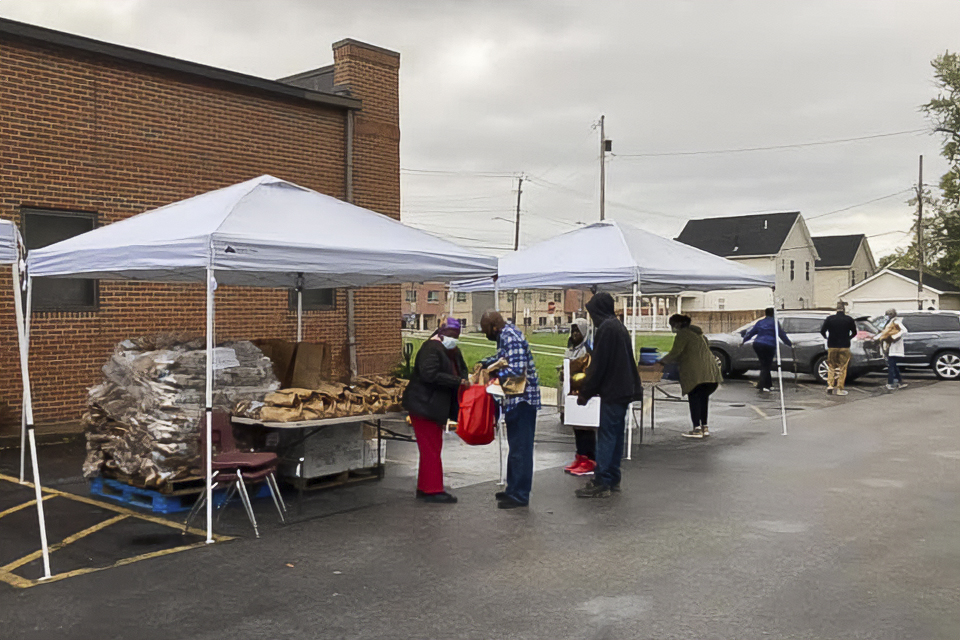 Salvation Army, Greater Cleveland Food Bank partner for produce