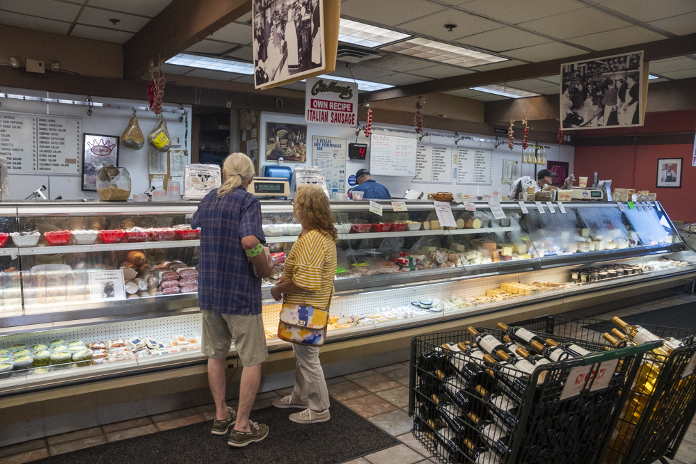 Gallucci’s carries one of the largest selections of Italian foods, wines, and other ethnic specialty items