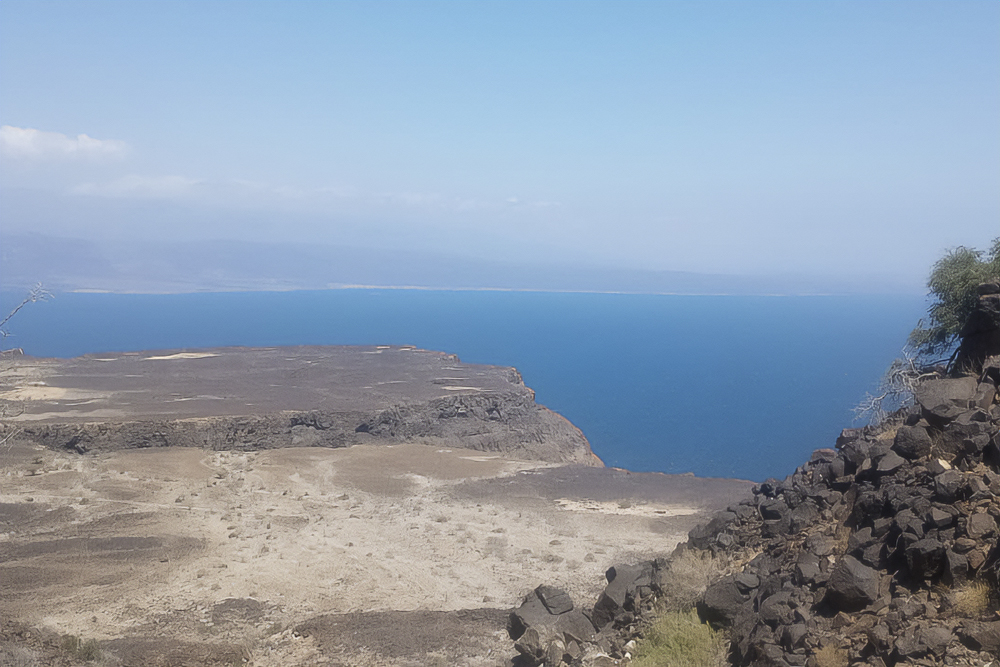 On the way to Obock, with the red sea and yemen across the way