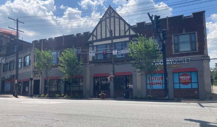 Grocery Outlet opened on Thursday, July 10 in Cleveland Heights.