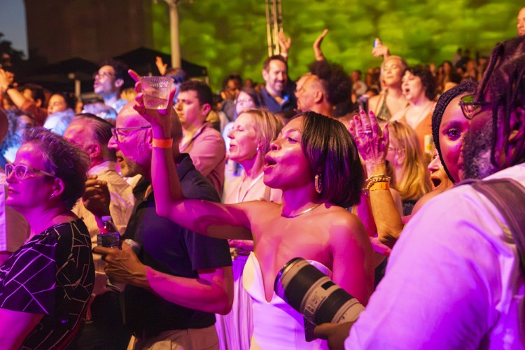 CMA Solstice 2025 - Photo © Bob Perkoski, www.Perkoski.com