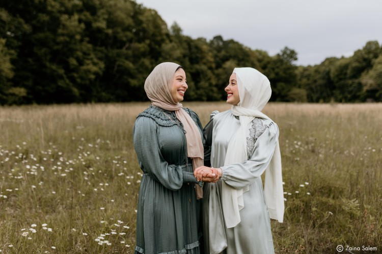 This portrait of the Saleh sisters blends culture and nature.