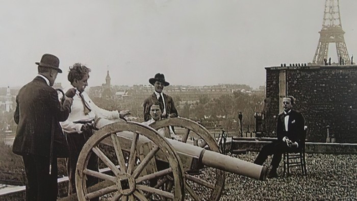 René Clair’s "Entr’acte"