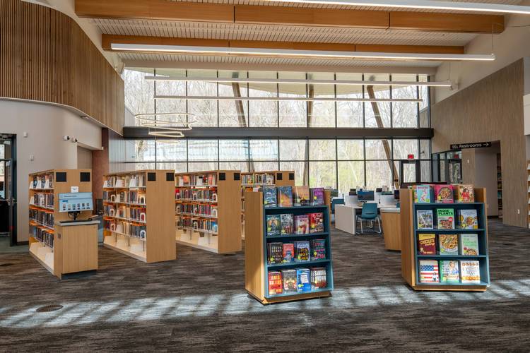The main lobby of CCPL's Parma Branch.