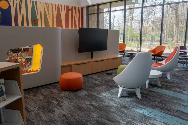 The teen area at the CCPL Parma Branch.