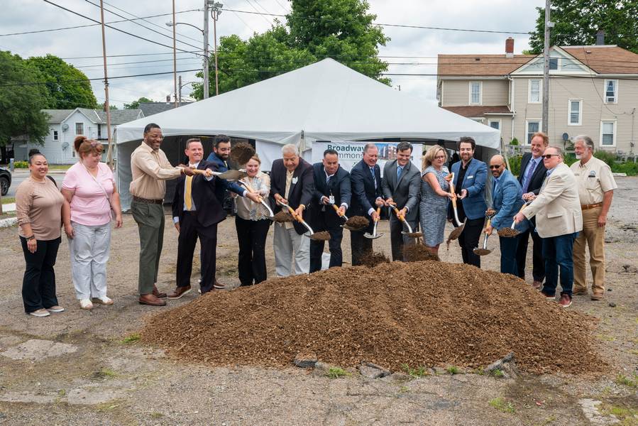 Broadway Commons groundbreaking