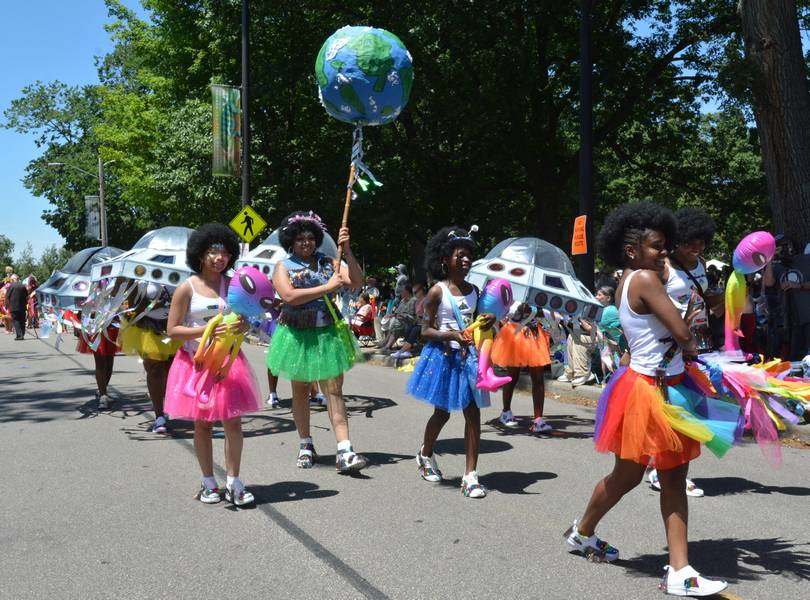 The Cleveland Museum of Art's 34th annual Parade the Circle.