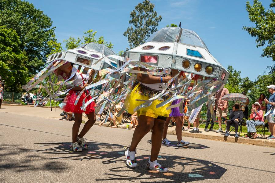 The Cleveland Museum of Art's 34th annual Parade the Circle.