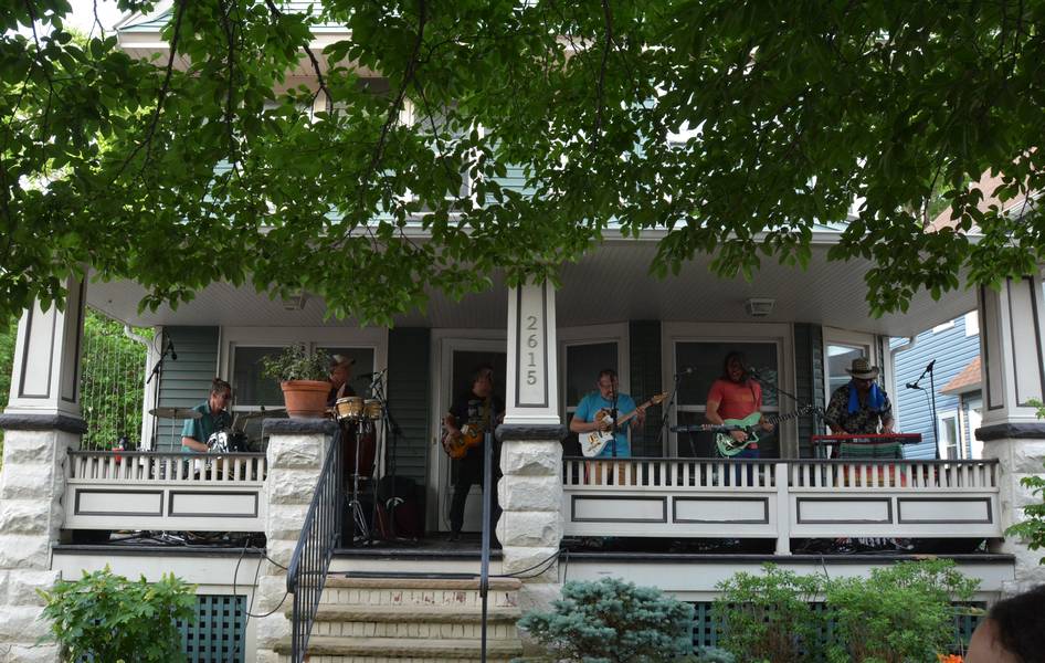 Hello3D performs on a Larchmere PorchFest.