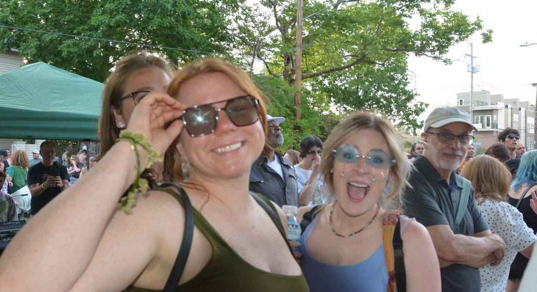 Nora and Lindsey enjoying Larchmere PorchFest.