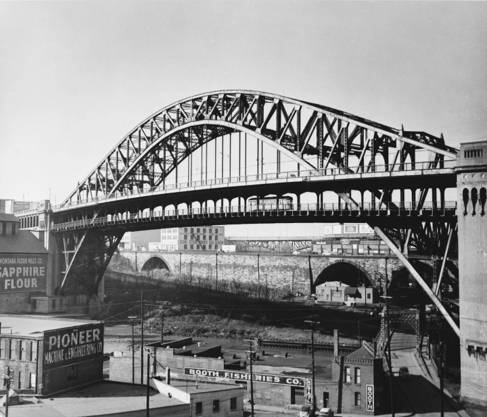 Veterans Memorial Bridge pictured in front of the Superior Viaduct.