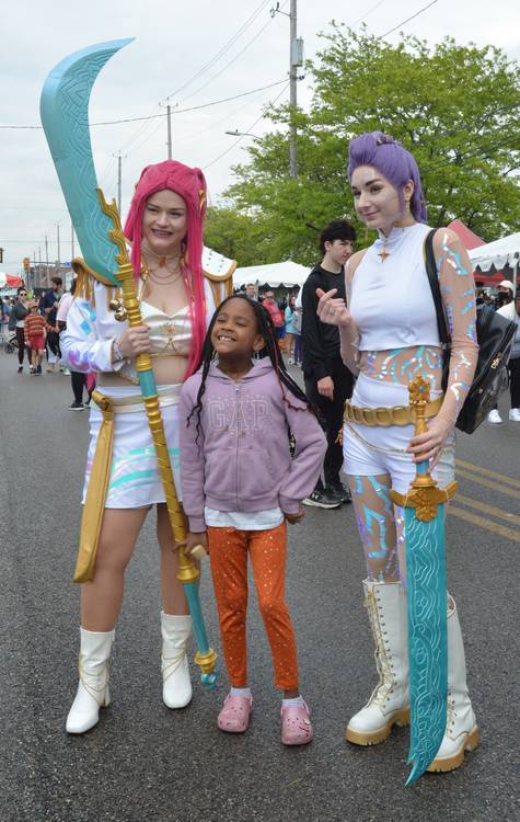 Posing with Mira and Rumi from KPop Demon Hunters.