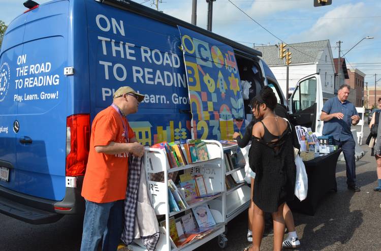 The Book Bus.
