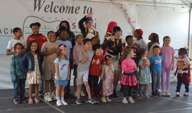 The kids got the chance to meet the KPop Demon Hunters on stage.