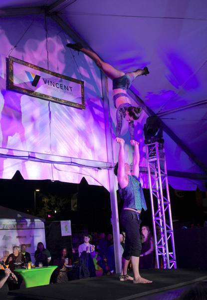 Acrobats Erica Henrichsen and Ayton Barrett.