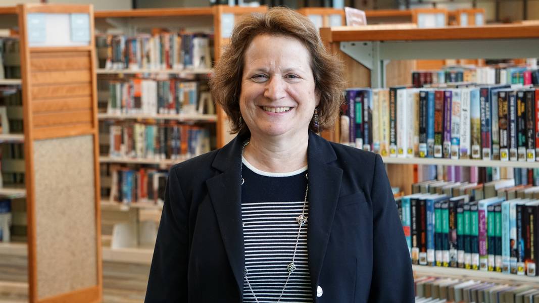 CCPL board president Patricia Shlonsky