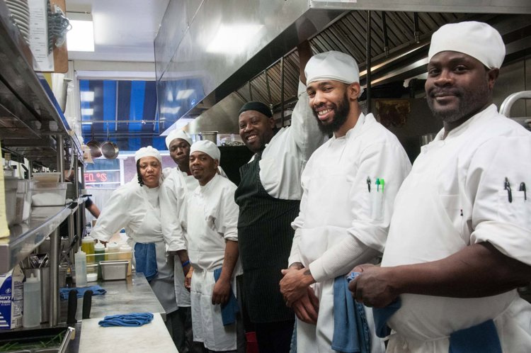 EDWINS culinary students.
