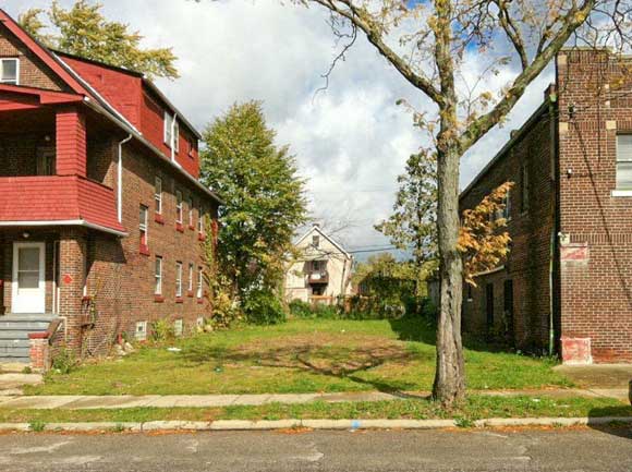 The empty lot where the home of convicted serial killer Anthony Sowell once stood at 12205 Imperial Avenue