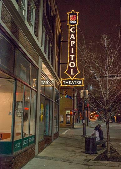 capitol_theater_night02.jpg