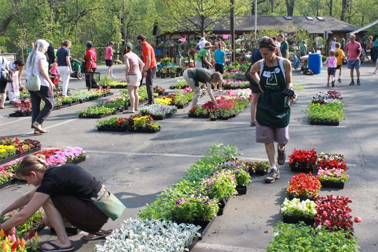 Nature Center at Shaker Lakes Annual Plant Sale