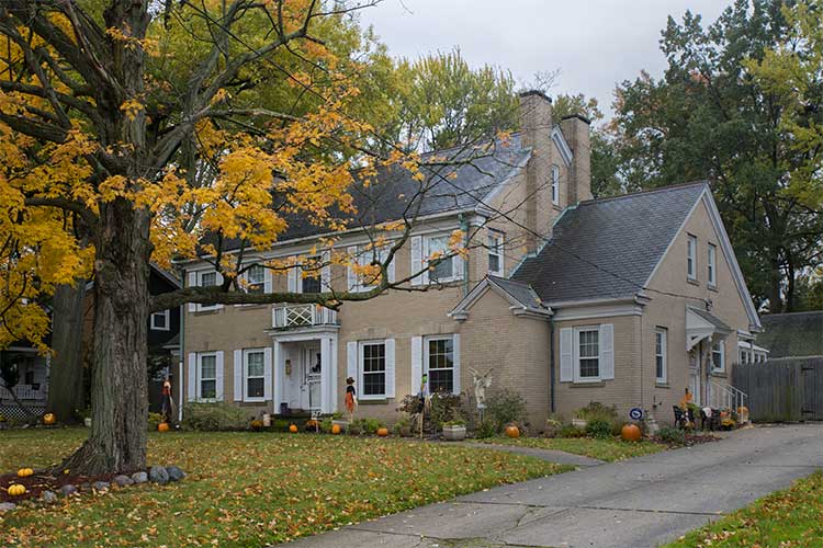 Riegelmayer-Kolodny home