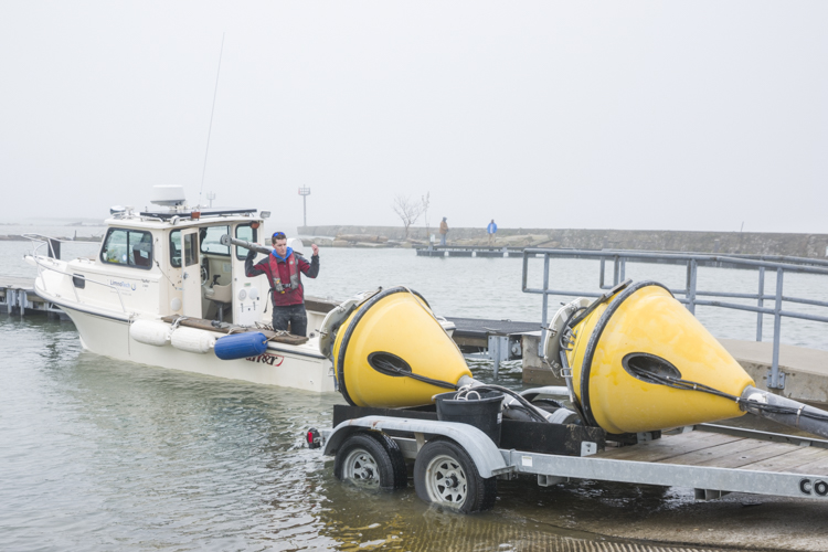 lake_erie_bouy_launch_036.jpg