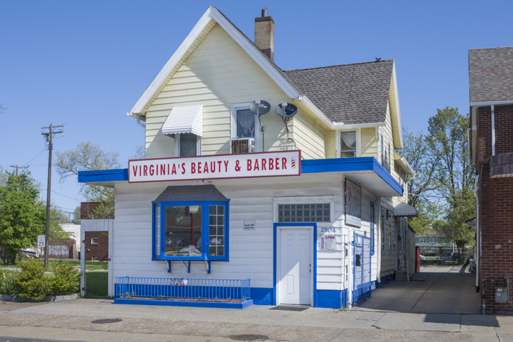 Virginia's Beauty & Barber