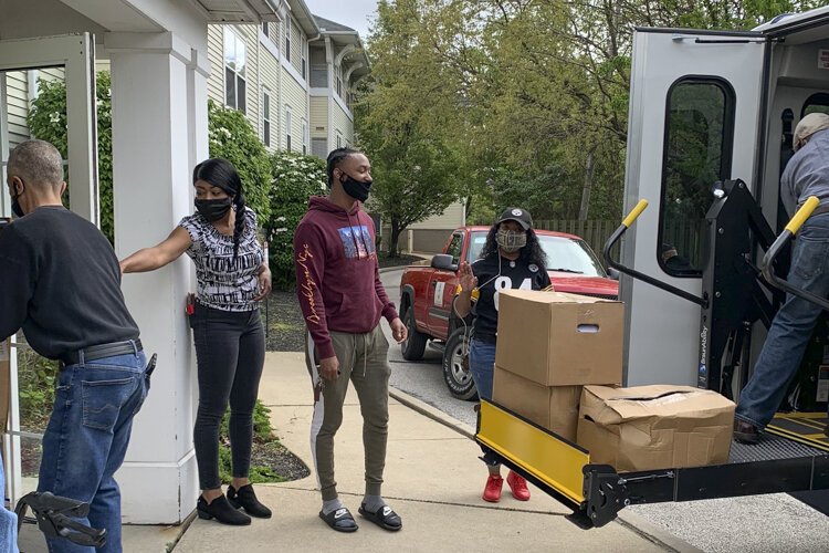 Famicos Foundation food distribution