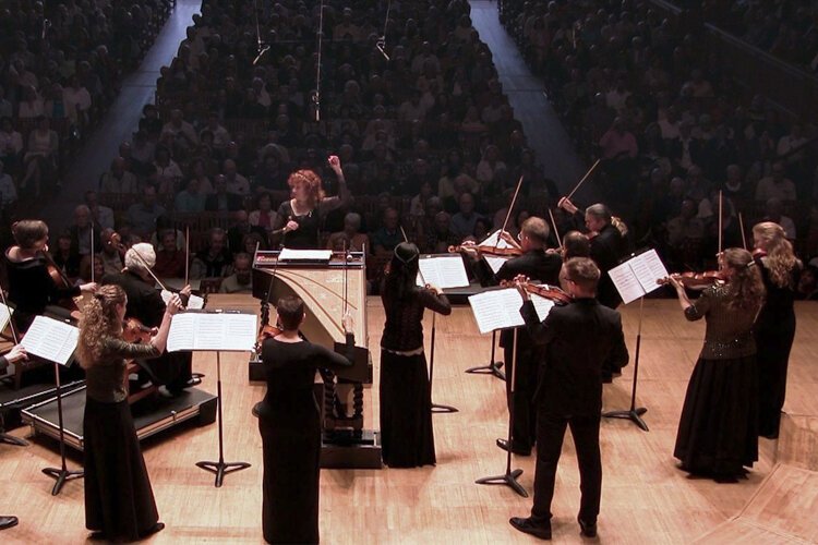 Celebrate Valentine’s Day with love songs, fire, and flirtation with Apollo’s Fire.