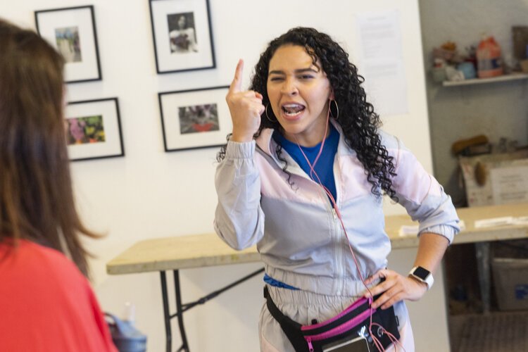 Jessenia Velez rehearses a scene from “Divorciadas, Evangelicas y Vegetarianas”.
