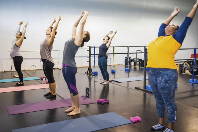 Verb Ballets is offering online classes via Zoom like Barre Strength class, perfect for all levels, from beginner to the advanced athlete.