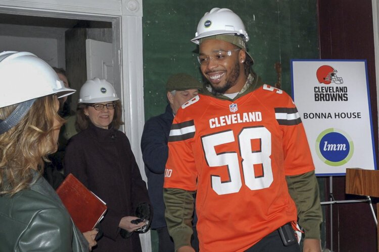 Christian Kirksey, linebacker for the Cleveland Browns at the groundbreaking for the renovation of Bonna house.