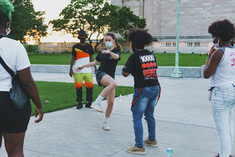 10K Movement team in Cleveland Public Square - multiple workshops were taught by 10K Movement dance artists during Summer 2020.