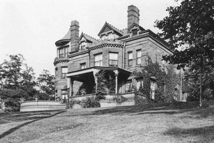 Levi T. Scofield home at 2438 Mapleside Road in Cleveland in 1911