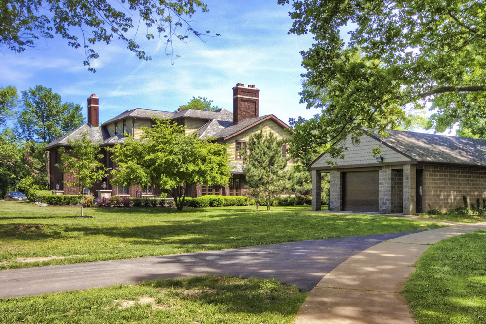 Henn Mansion exterior