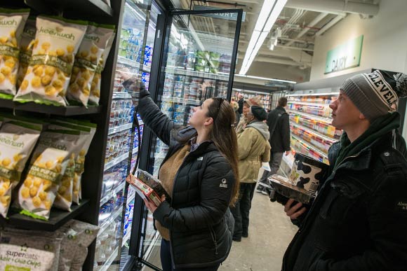 Heinen's Downtown Grand Opening