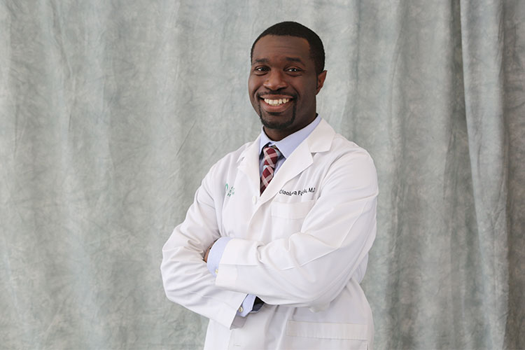 Dr. Olaoluwa Fayanju, who will serve as Oak Street’s senior medical director for the Ohio region