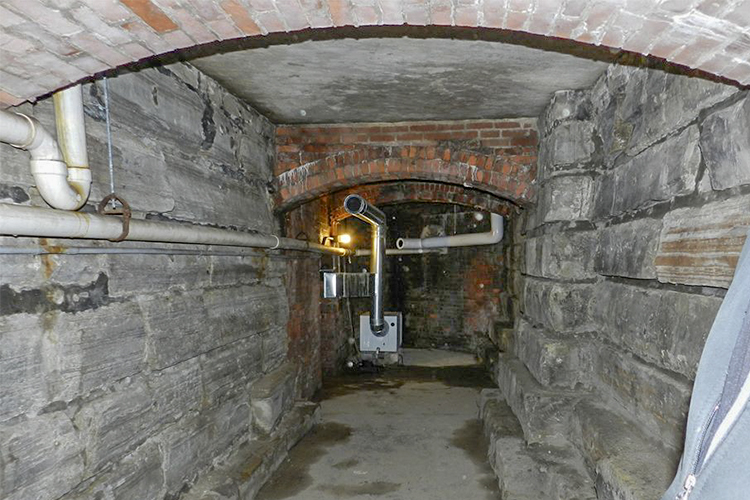 Concentric circle tunnels serve as support system for the Soldiers and Sailors Monument
