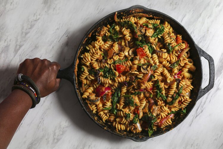 Vegan Vodka Pasta w/ Spinach, Tomatoes and Mushrooms