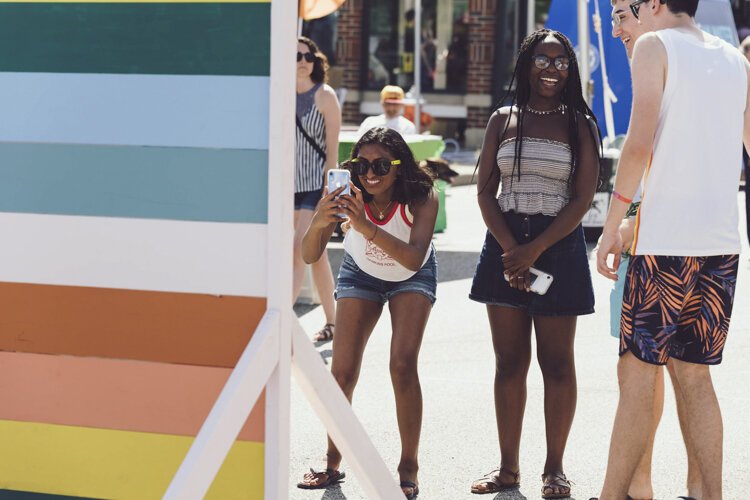 Edgewater Sidewalk Fest