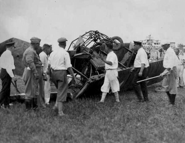Aircraft accident at the 1932 Cleveland National Air Races 