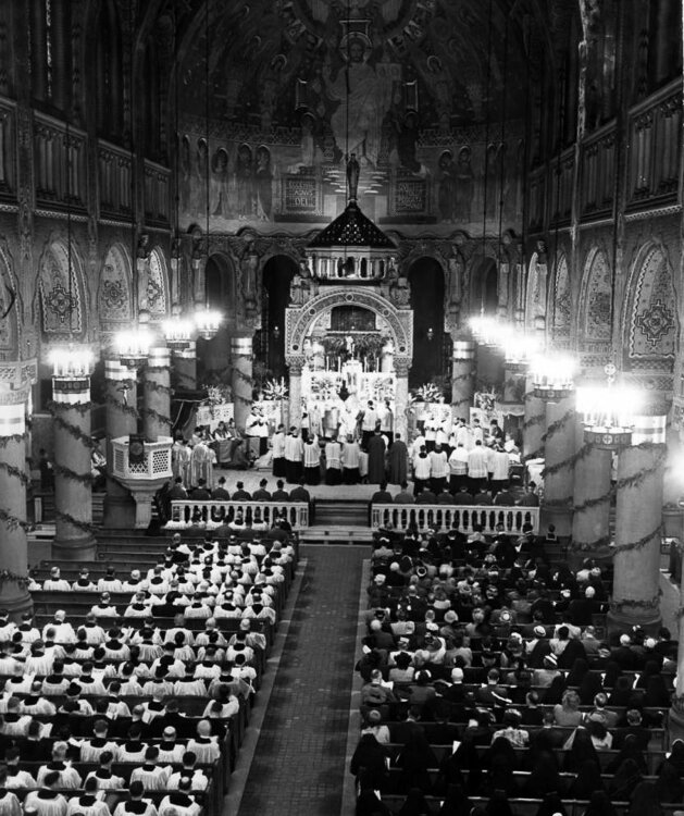 An elevated, interior view of St. Agnes, a Catholic church at 8000 Euclid Avenue in 1946.