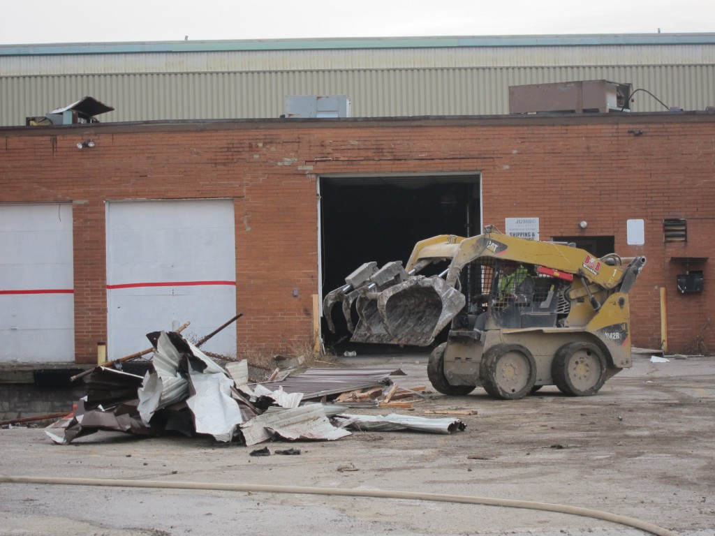 Demolition clears way for Heinen's expansion